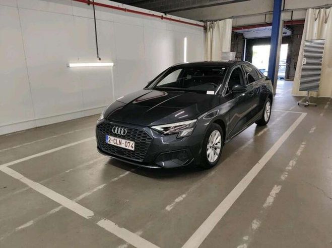 Audi A3 30TFSi Sedan Gris Mtallis de 