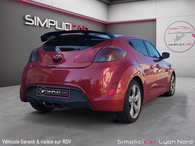 Hyundai Veloster (SB) 1.6 GDI 16V 140 cv inventive Rouge de 2011