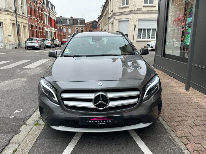 Mercedes Classe GLA Mercedes Classe GLA CLASSE 220 CDI 4-Matic Inspiration 7-G D Gris de 2014
