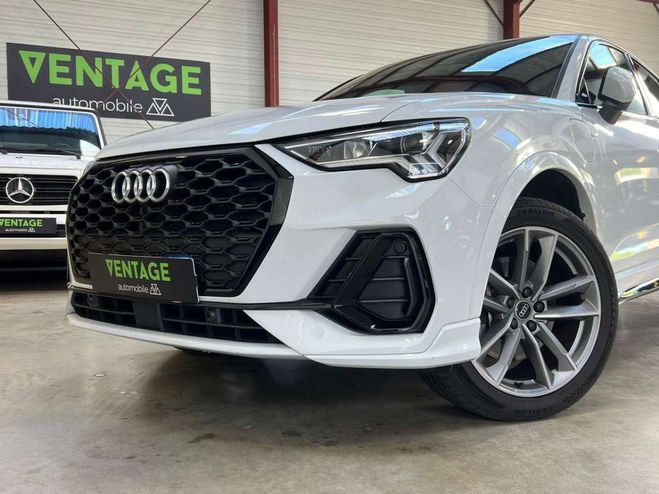 Audi Q3 tfsi 245 ch s-line s-tronic Blanc de 2022