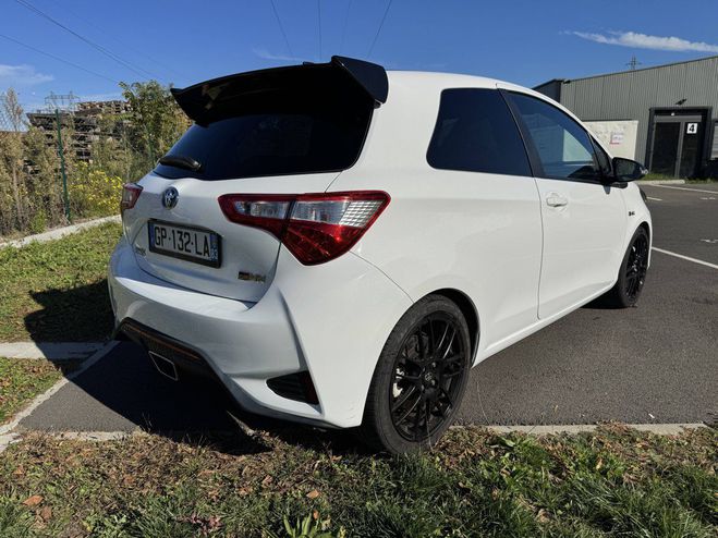 Toyota Yaris III 1.8L 215ch GRMN BLANC de 2018