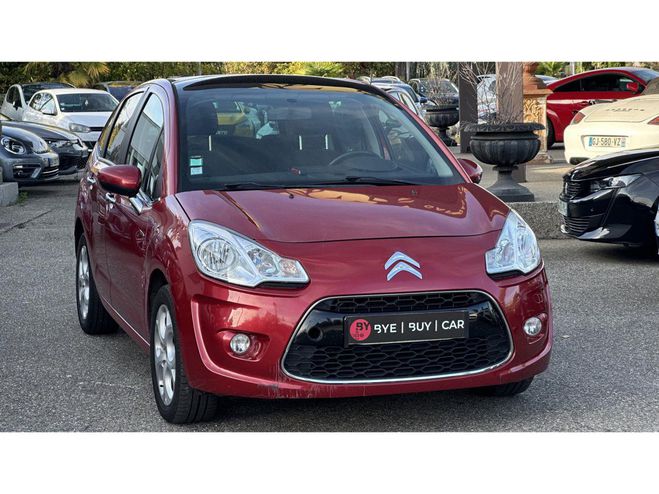 Cliquer pour voir la photo suivante Citroen C3 1.6 e-HDi FAP - 92 BERLINE Exclusive - G ROUGE FONCE de 2011