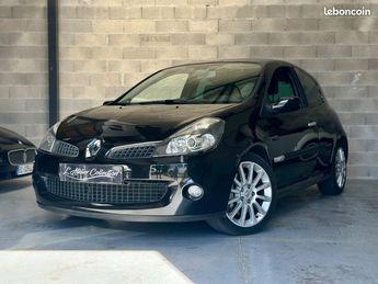  Voir détails -Renault Clio RS 2.0 SIEGE CHAUFFANT RGULATEUR GARANT à  La Penne-sur-Huveaune (13)