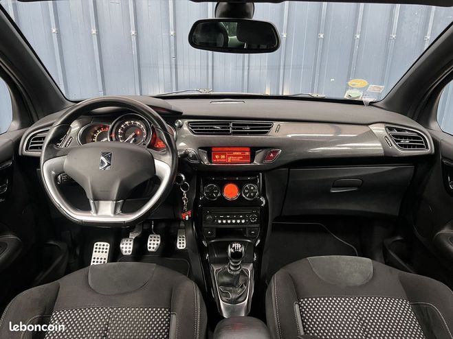 Citroen DS3 1.6 HDI 115ch SPORT CHIC Radar de recul  Autre de 2011