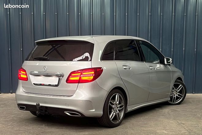 Mercedes Classe B Pack AMG 110Ch Parfait Etat Camera de Re Gris de 2016