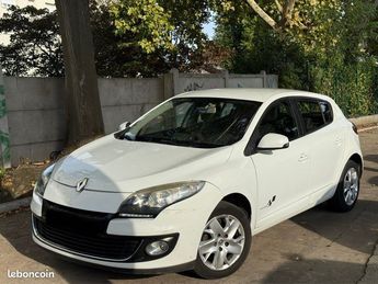  Voir détails -Renault Megane III Phase 2 Hatchback 1.5 dCi 110CV Ann à pinay-sur-Seine (93)