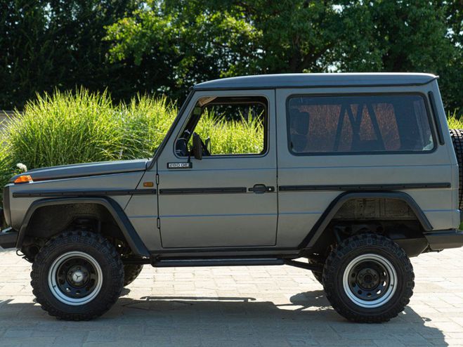 Mercedes 280 1981 MERCEDES-BENZ GE GRIGIO de 1981