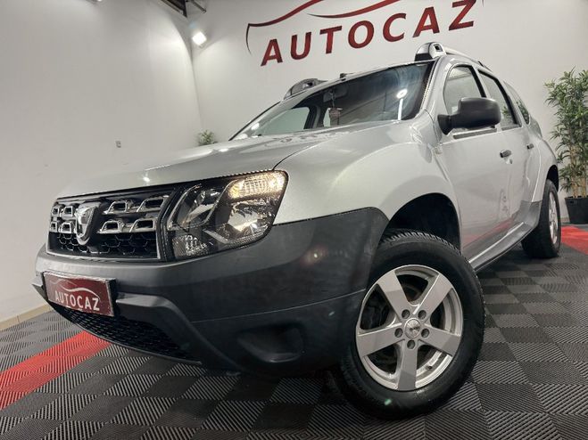 Dacia Duster Dacia Duster 1.6 16v 105 4x4 BVM6 Lauréate  91000KM A Gris Clair de 2015