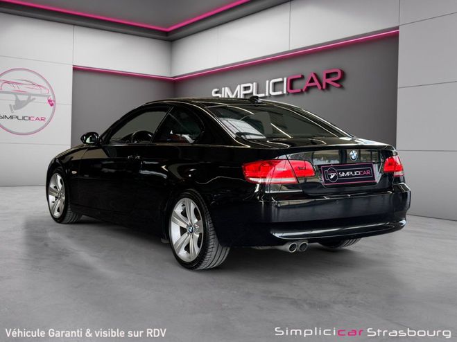 BMW Serie 3 COUPE E92 330d xDrive 245ch Sport Design Noir de 2009