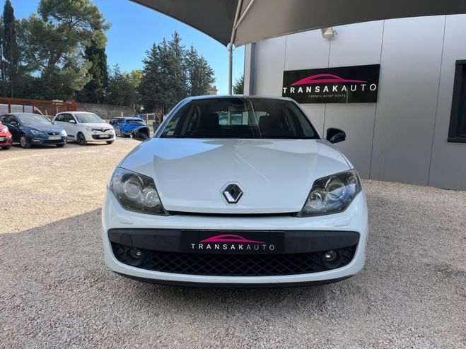 Renault Laguna III 2.0 dCi 130 GT 4 Control / Entretien Blanc de 2010