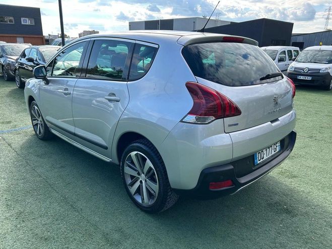 Peugeot 3008 Peugeot 3008 2.0 BlueHDI 150ch Feline Gris de 2015