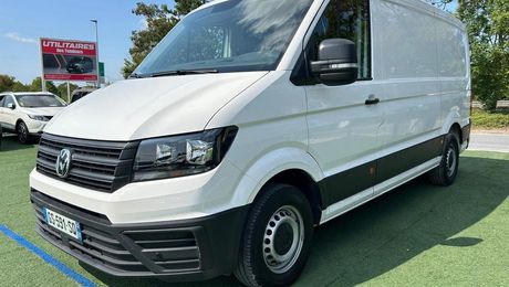 Volkswagen Crafter Vu 30 L3H2 (19.990 HT) 2.0 TDi 140ch 2023 d'occasion a Reims (51)