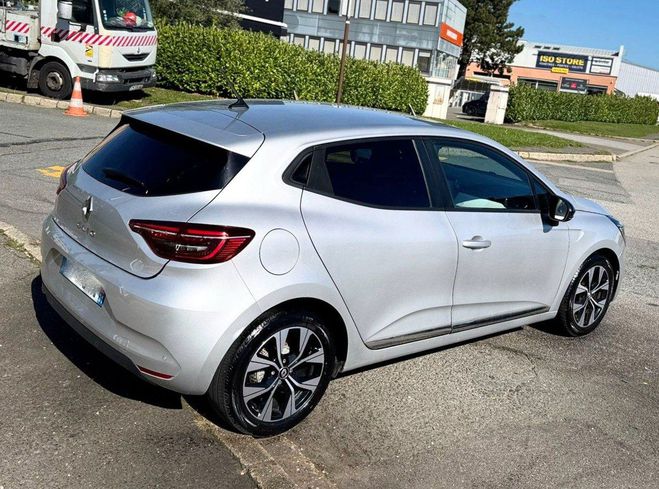 Renault Clio EVOLUTION 1.0 TCE 90CV 12500 HT 07/2023  Gris Mtallis de 2023