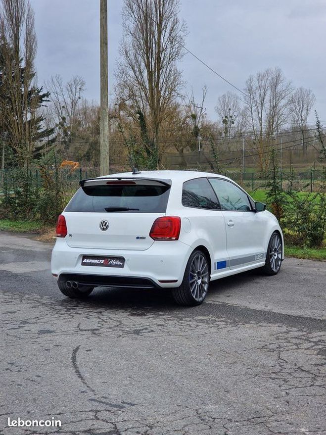Volkswagen Polo wrc 2.0 tsi 220 ch Blanc de 2014