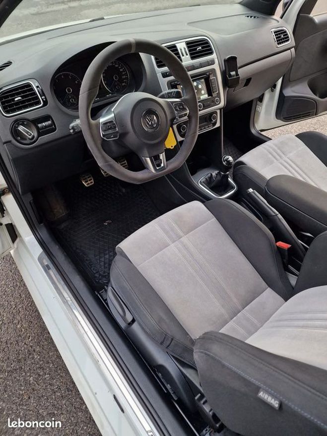 Volkswagen Polo wrc 2.0 tsi 220 ch Blanc de 2014