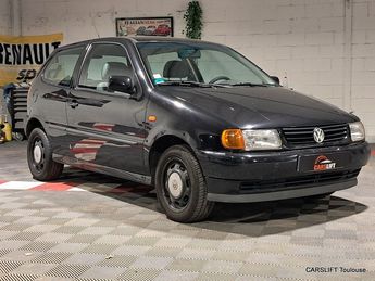  Voir détails -Volkswagen Polo 1.6 - 75 CV -BOITE AUTOMATIQUE à Saint-Jory (31)