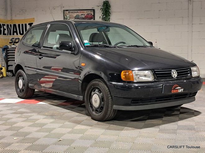 Volkswagen Polo 1.6 - 75 CV -BOITE AUTOMATIQUE  de 1997