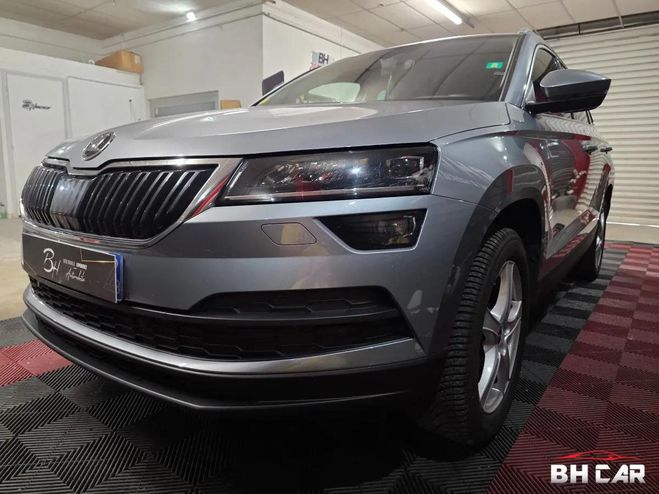 Skoda Karoq 1.6 TDI 115 STYLE DSG BVA Gris de 2020