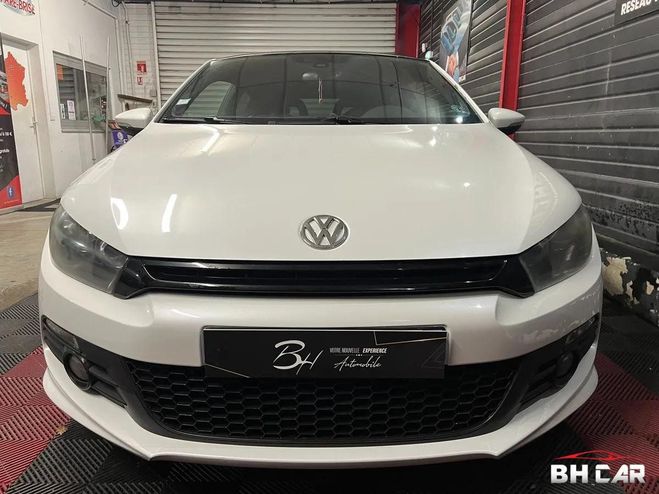 Volkswagen Scirocco 2.0 TSI 210 ch CARAT R-LINE Blanc de 2013