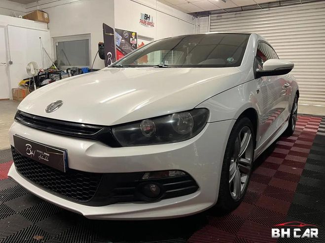 Volkswagen Scirocco 2.0 TSI 210 ch CARAT R-LINE Blanc de 2013