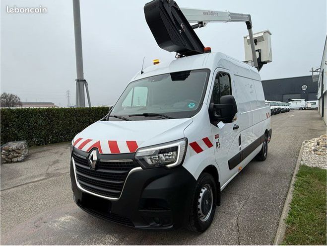 Renault Master fourgon l2h2 nacelle Klubb k26 tronqu 2  de 2021