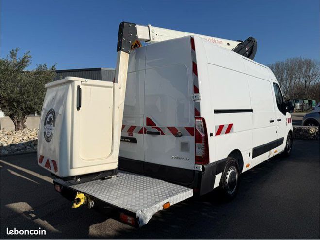 Renault Master 2.3 dci 145cv nacelle Klubb 12m  de 2020