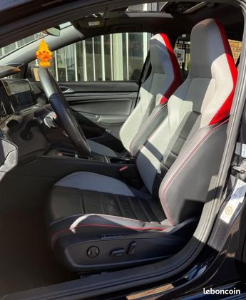  Voir détails -Volkswagen Golf 8 GTI Clubsport CUIR TOIT OUVRANT HK CHA à Juvisy-sur-Orge (91)