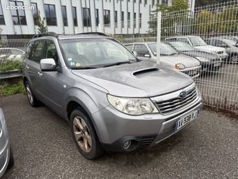  Voir détails -Subaru Forester 2.0D 147 4WD Problme moteur à Saint-Martin-d'Hres (38)