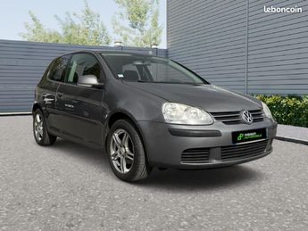  Voir détails -Volkswagen Golf V ESSENCE à Loison-sous-Lens (62)