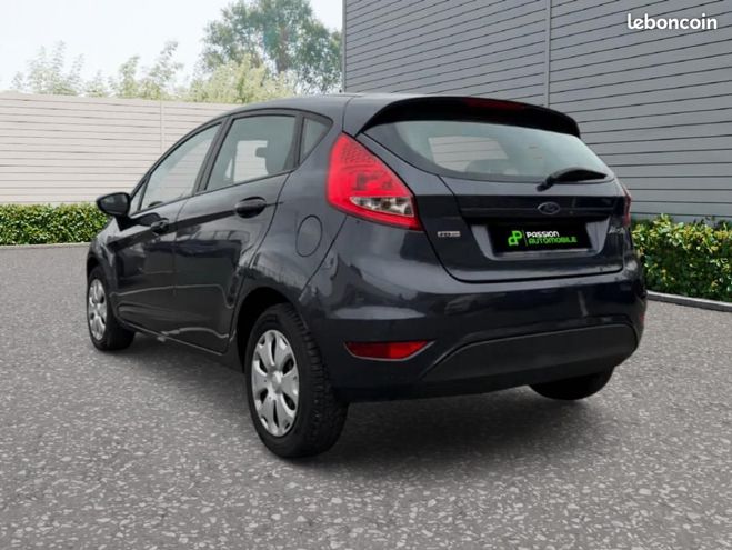 Ford Fiesta Ford Fiesta TDCI FAIBLE KILOMETRAGE Bleu de 2009