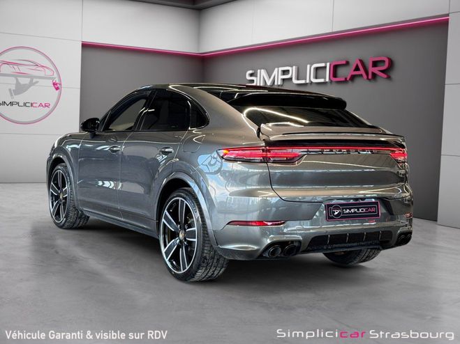 Porsche Cayenne COUPE E-Hybrid 3.0 V6 462 ch Tiptronic B Gris de 2019