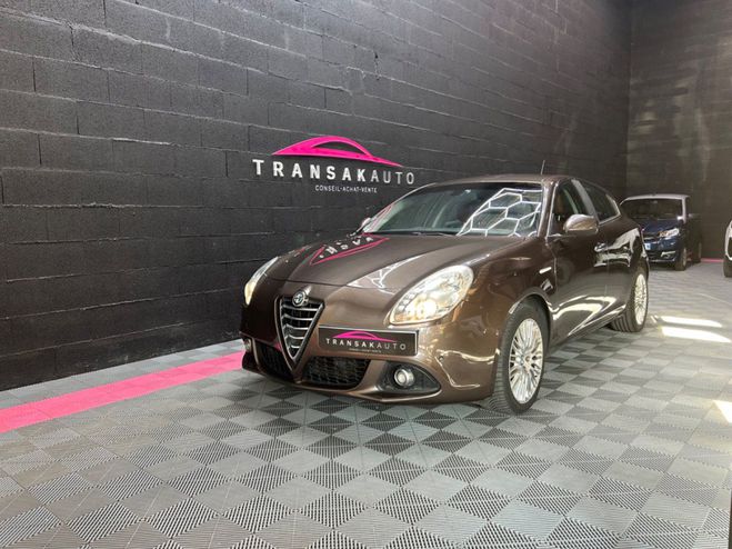 Cliquer pour voir la photo suivante Alfa romeo Giulietta 1.4 TB MultiAir 170 ch SS Exclusive Marron de 2014