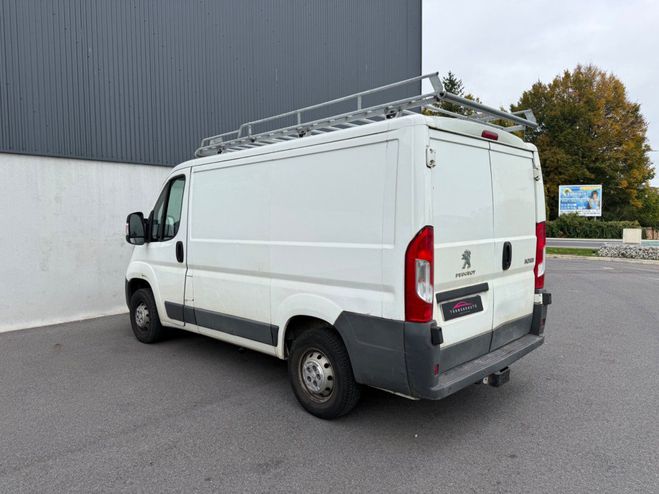 Peugeot Boxer Peugeot Boxer FOURGON TOLE 335 L1H1 BLUEHDI 110 PRO -  Blanc de 2017