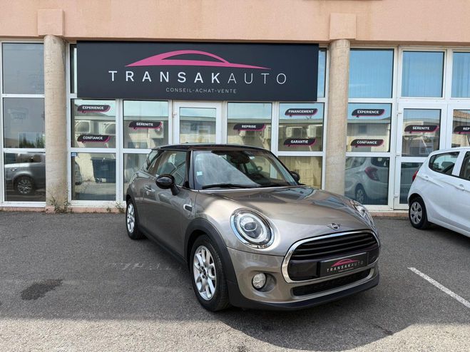 Mini Cooper 1.5 i 12V DCT7 136 cv Business Design Beige de 2019