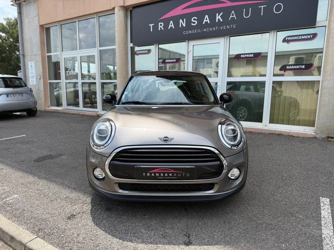 Mini Cooper 1.5 i 12V DCT7 136 cv Business Design Beige de 2019