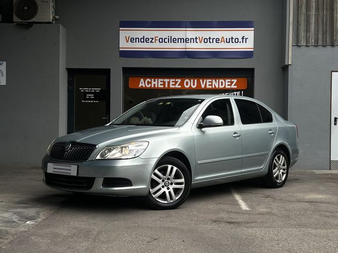 Cliquer pour voir la photo suivante Skoda Octavia 1.6 tdi 110cv Carplay Caméra de recul Vert Verni de 2011