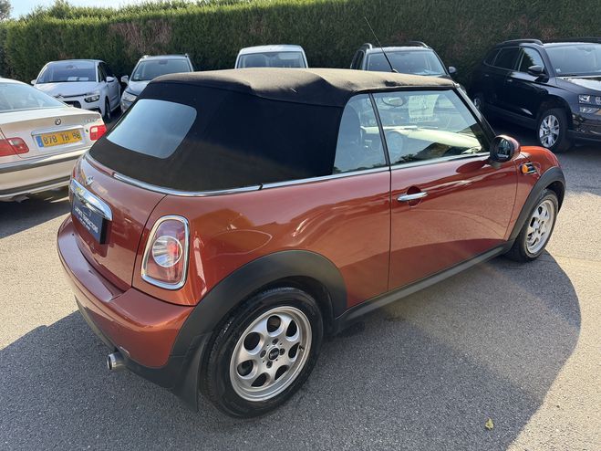 Mini Cabrio COOPER D 112CH ORANGE de 2013