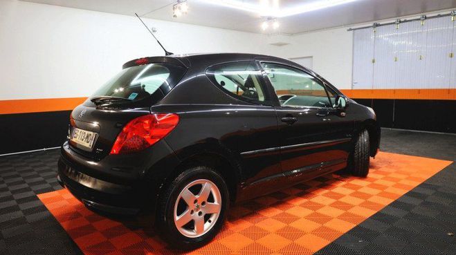 Peugeot 207 Peugeot 207 1.4 VTI 16V ACTIVE 3P Noir de 2009