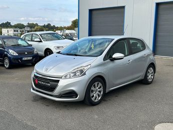  Voir détails -Peugeot 208 1.6 HDi 100ch 5 portes Active bvm tbe gt à Crottet (01)