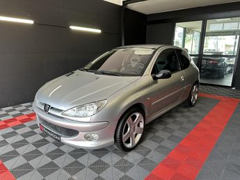  Voir détails -Peugeot 206 RC 2.0i 16V à Vielmur-sur-Agout (81)