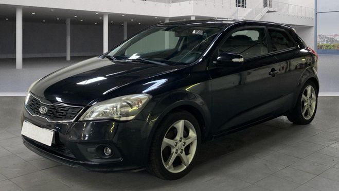 Cliquer pour voir la photo suivante Kia Ceed d 1.6 CRDi128 FAP Sport Navi NOIR de 2012