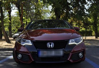  Voir détails -Honda Civic IX 1.8 i 142cv I-VTEC Comfort à Bourg-en-Bresse (01)