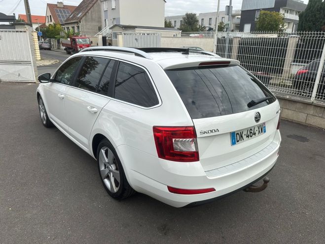 Skoda Octavia Combi 2.0 TDI 150 ch Elegance DSG Blanc de 2014