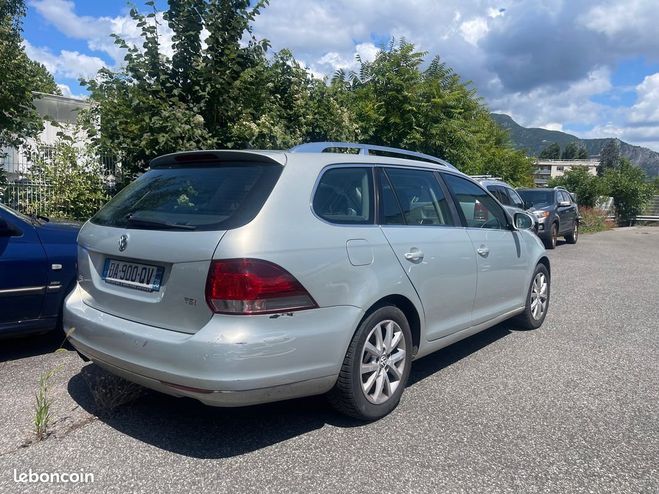 Volkswagen Golf Volkswagen Golf SW 1.4 TSI 122 En l'état Problème boite  Beige de 2010