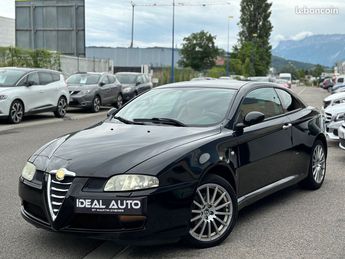  Voir détails -Alfa romeo GT 1.9 JTD 150ch Distinctive à Saint-Martin-d'Hres (38)