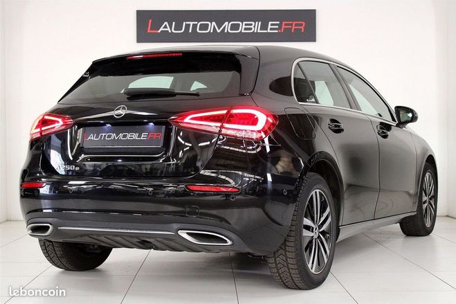 Mercedes Classe A 250 E 160+102CH STYLE LINE 8G-DCT CUIR N Noir de 2020