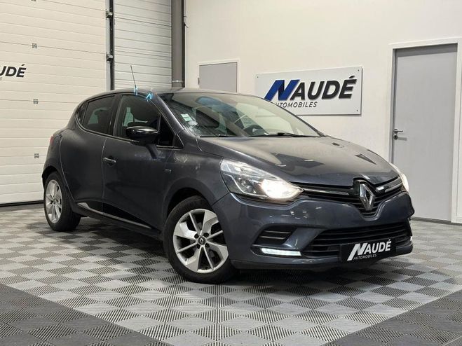 Cliquer pour voir la photo suivante Renault Clio 4 IV 0.9 TCe 90 CH Limited Gris de 2017
