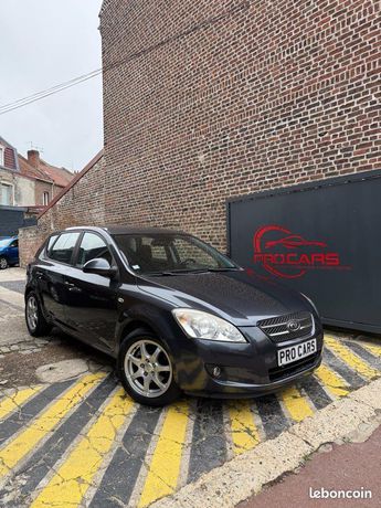  Voir détails -Kia Ceed d Ceed à Douai (59)