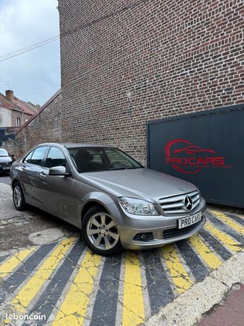  Voir détails -Mercedes 200 c200 cdi à Douai (59)