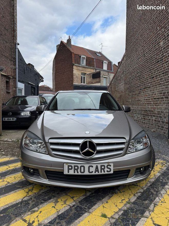 Mercedes 200 Mercedes 200 c200 cdi Beige de 2009
